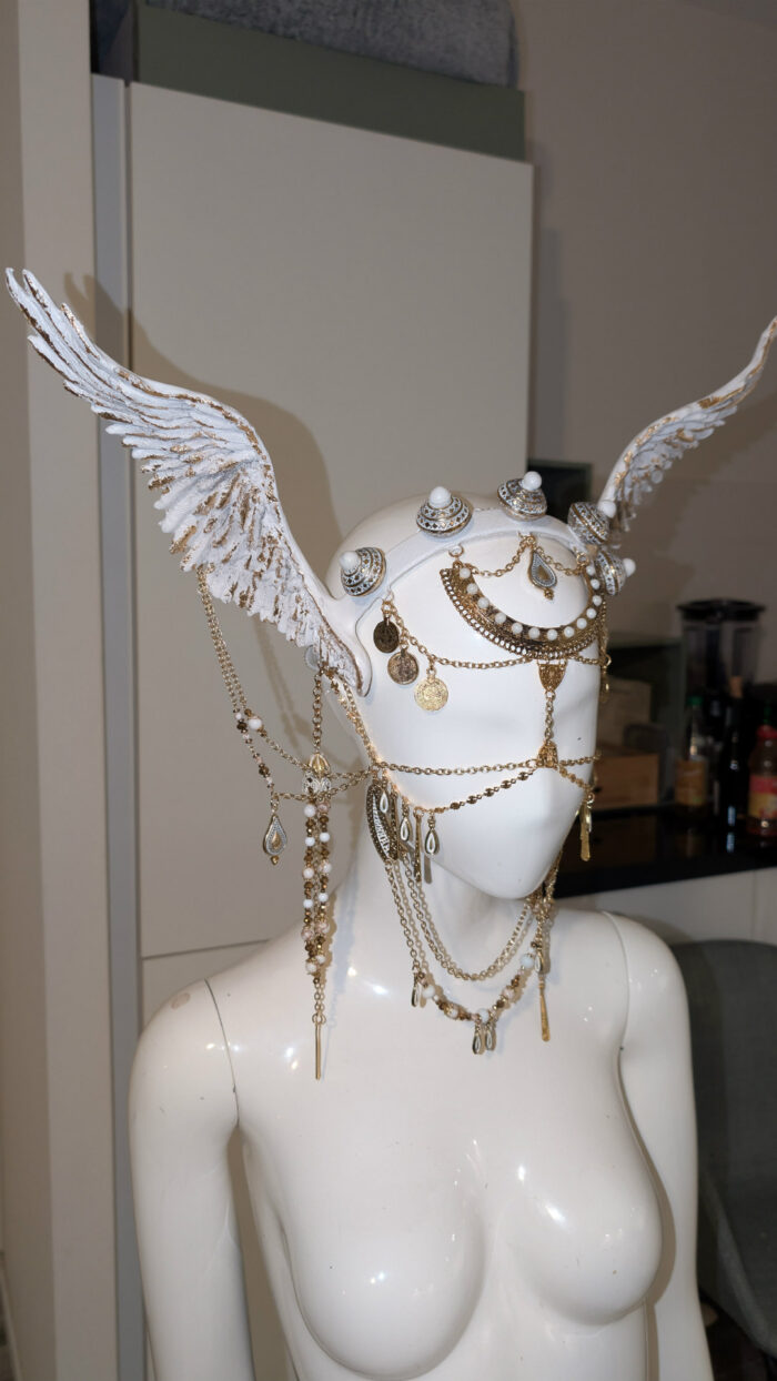 Custom headpiece elyanna